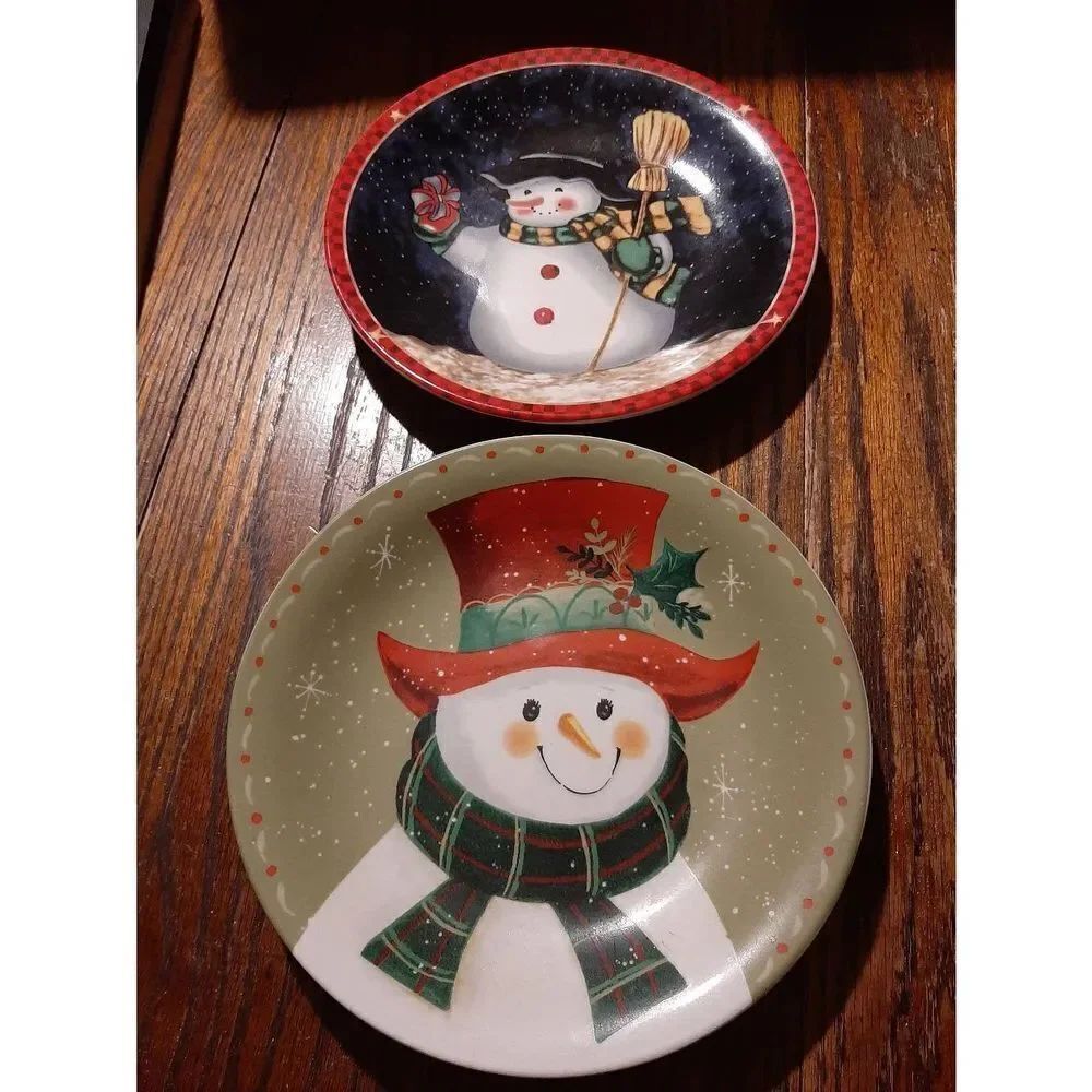 Vintage Set 2 Studio 33 Handcrafted Snowman Christmas Holiday Winter Plates